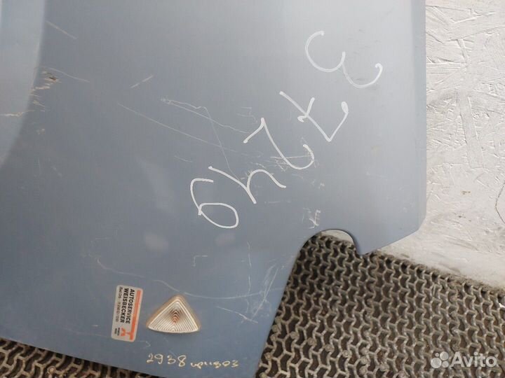 Крыло Mitsubishi Colt, 2005