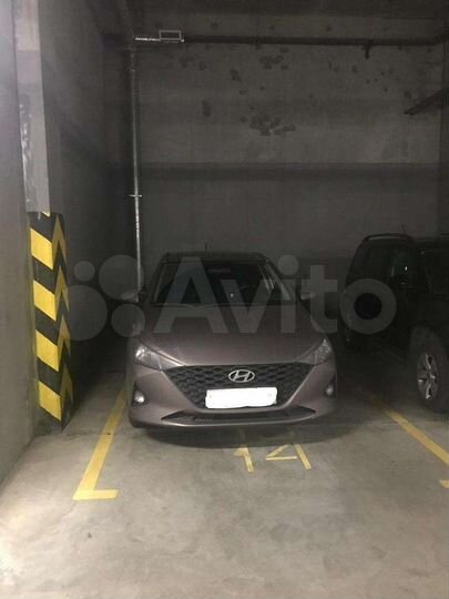 Машиноместо, 18 м²