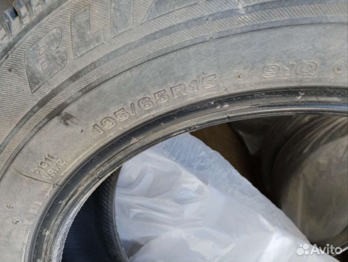 Bridgestone Blizzak Ice 195/65 R15