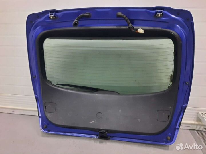 Крышка багажника Мазда 3 BK хеч