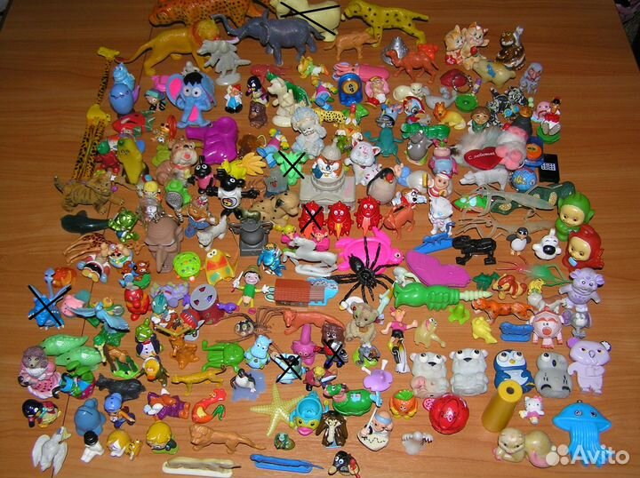 Игрушки Киндер сюрприз, Маджики, Тролли и другие