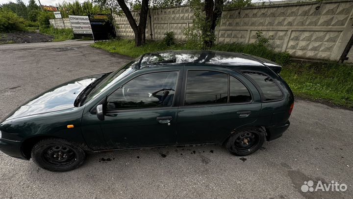 Nissan Almera 1.6 МТ, 1997, 125 000 км