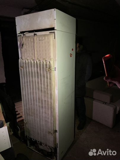 Холодильник витринный