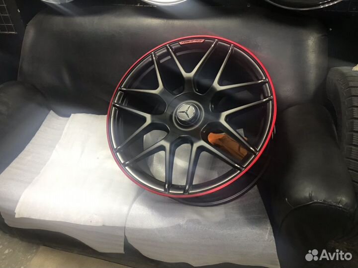 Диски на Mercedes (Геленваген) G463 6.3 AMG R22 но