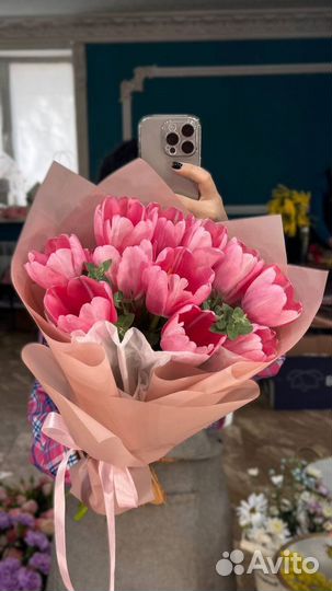 Тюльпаны к 8 марта