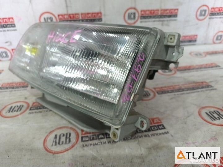 Фара левая toyota hiace