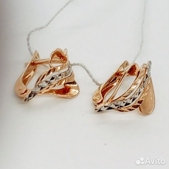 Золотые серьги