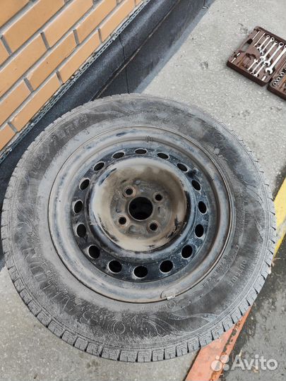 Колеса летние Toyota на отличной резине Sailun