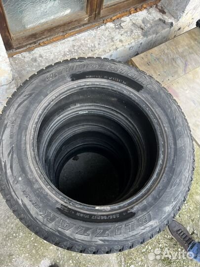 Bridgestone Blizzak DM-V1 225/65 R17 102R