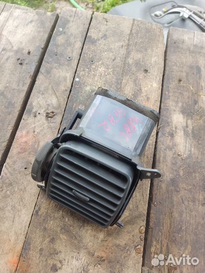 Дефлектор салона левый Mitsubishi Space Star DG5A