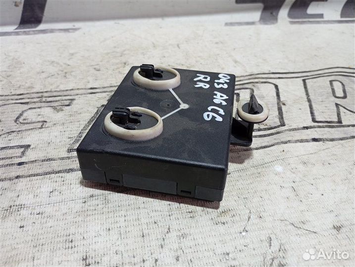 Блок управления двери задний правый Audi A6 C6 2.4