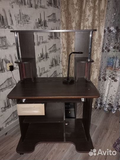 Компьютерный стол бу