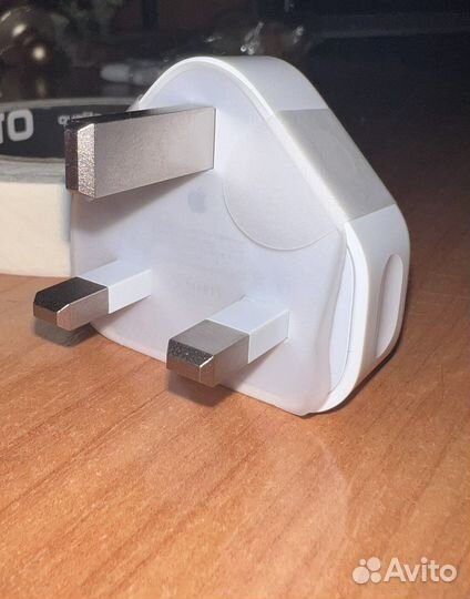 Адаптер на азиатскую розетку Apple USB