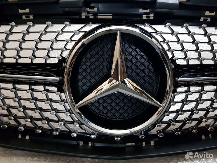 Решетка радиатора Mercedes CLA W117