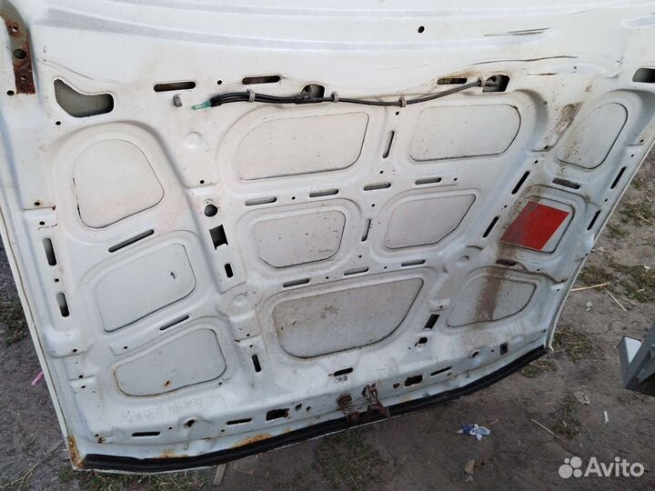 Продам капот Дэу нексия N150