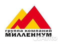 Водитель экспедитор со своей машиной реф