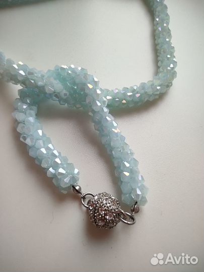 Бусы, серьги, подвески