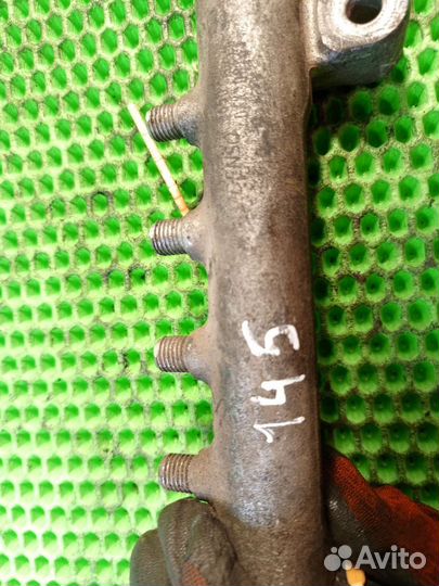 Топливная рампа Nissan Navara