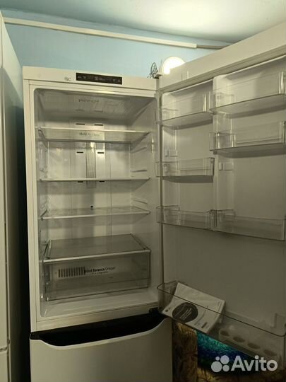 Холодильник LG