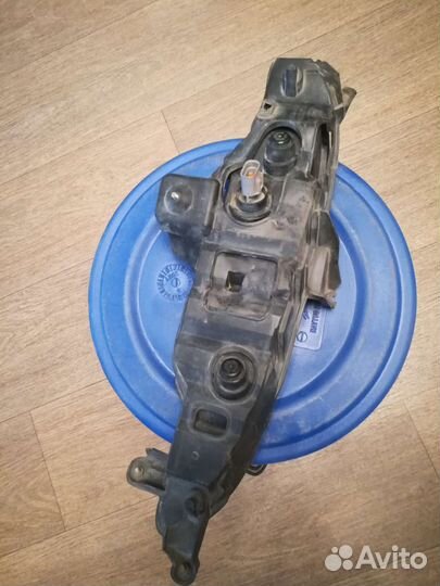 Ходовой огонь Genesis G80 левый