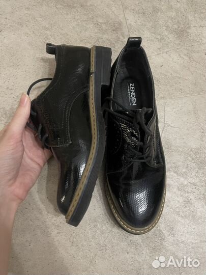 Лоферы женские 36