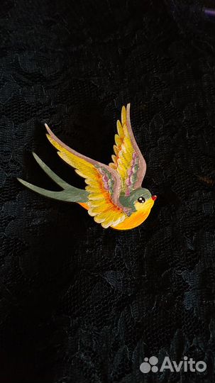 Брошь ручной работы 
