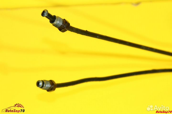 Renault Megane 2 Трубка тормозная средняя правого