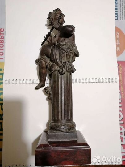 Каминные статуэтки