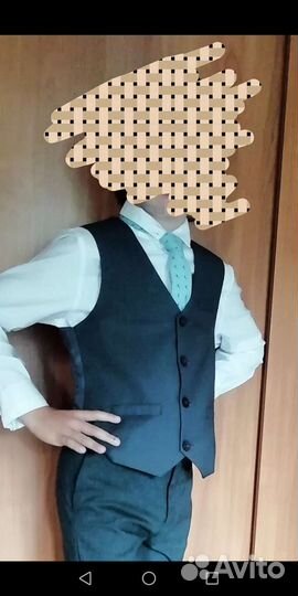 Жилет 140р и галстук школа
