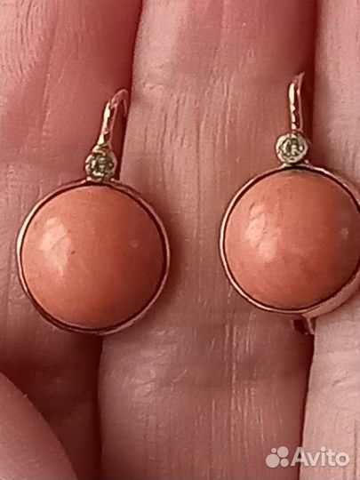 Золотые серьги СССР с кораллом