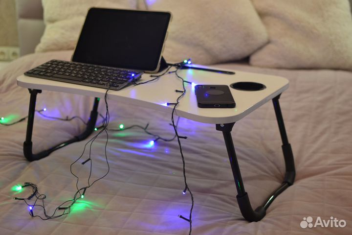 Столик для ноутбука для завтрака