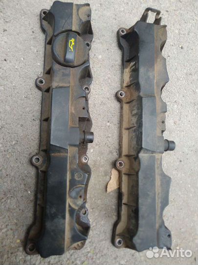 Клапанная крышка Citroen C4 1.6л Peugeot 307