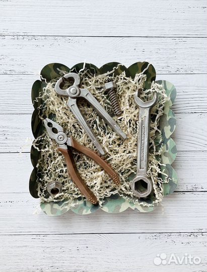 Шоколадные инструменты. 23 февраля