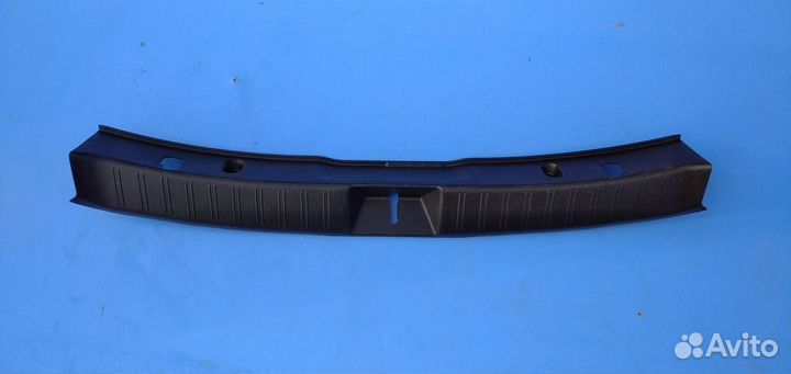 Обшивка багажника