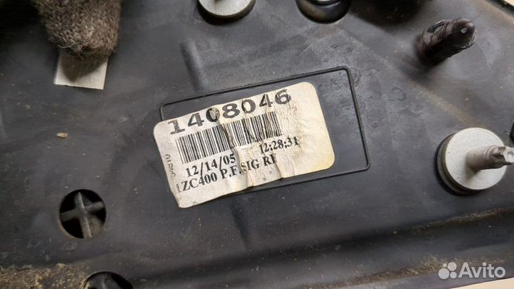 Зеркало боковое правое Infiniti QX56