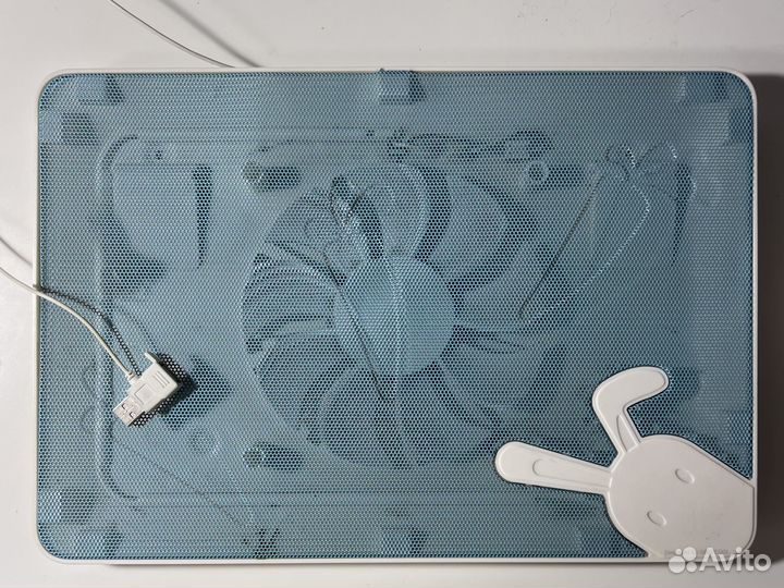 Подставка с охлаждением для ноутбука