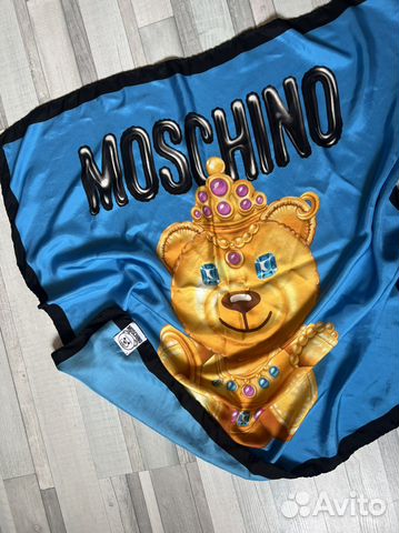 Шелковый платок moschino