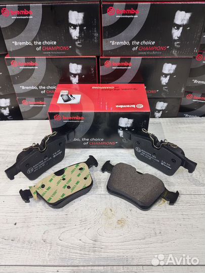 Оригинальные тормозные колодки Brembo Jaguar Volvo