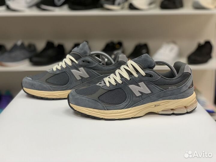 Кроссовки New balance 2002r