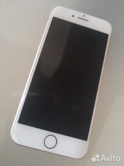 iPhone 8, 64 ГБ