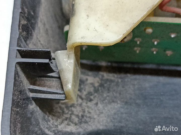 Фонарь задний (стоп сигнал) задний Byd F3 XC 4G15S