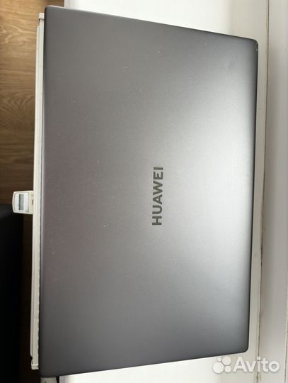 Huawei matebook d15 ryzen 7 3700u