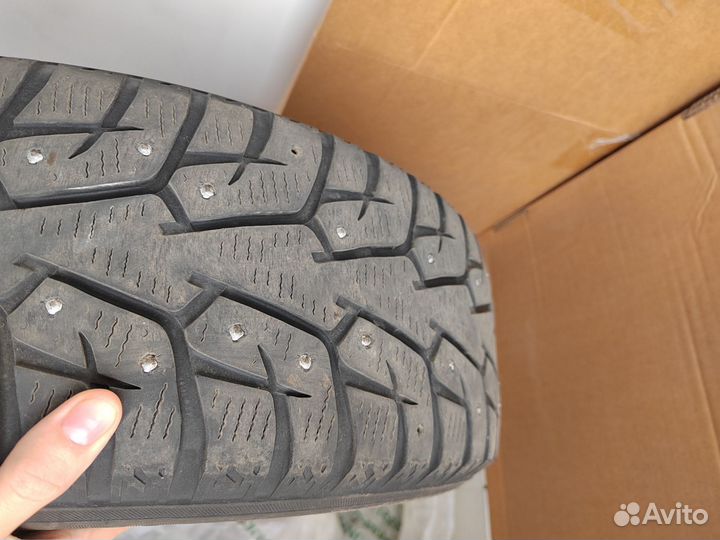 Зимняя резина шипованная на дисках штамп 195/60r15