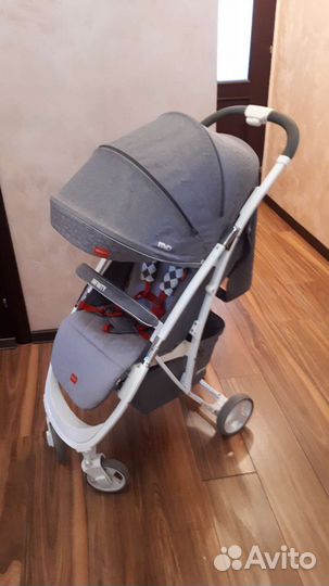 Прогулочная коляска infiniti Mio