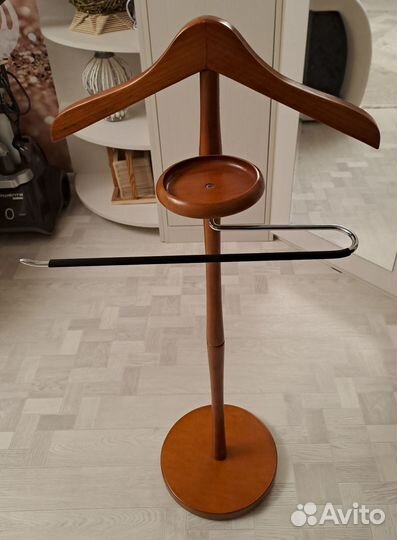 Вешалка напольная