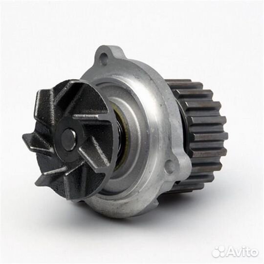 Водяная помпа на Mazda 3 MPS