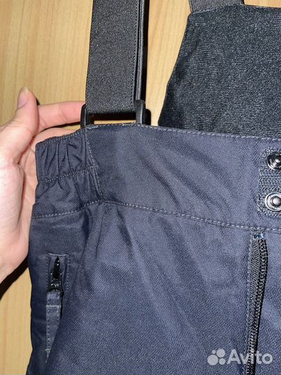 Сноубордические и горнолыжные комбинезоны