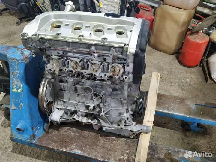Audi A4 B6 B7 Двигатель ALT