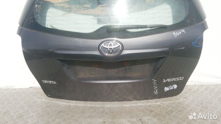 Крышка багажника Toyota Verso (2009-2018)