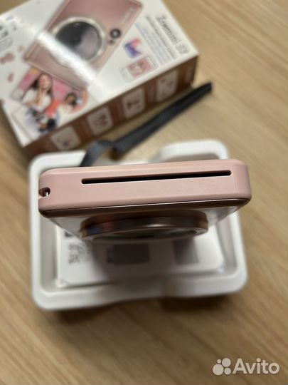 Фотоаппарат моментальной печати